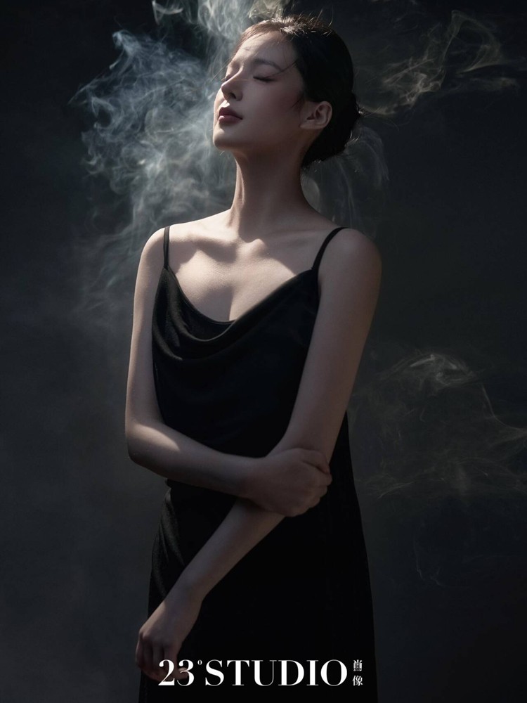 Photography Lighting Portrait - เสื้อผ้าถ่ายภาพสไตล์เกาหลีใหม่ปี 2026 ให้ความรู้สึกหรูหรา น้ำหนักเบา เหมาะสำหรับถ่ายภาพบุคคล ถ่ายภาพอารมณ์สาวๆ